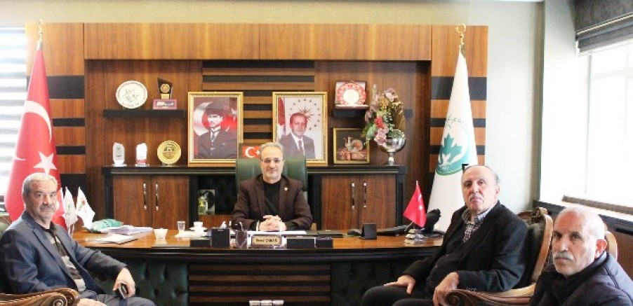 AĞIN BELEDİYE BAŞKANI ÇAKAR'I YAZARLAR ZİYARET ETTİ