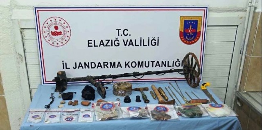 Ağın’da İzinsiz Kazı Yapan 3 Kişi Yakalandı