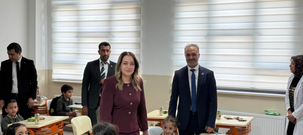 Ağın Kaymakamı Yılmaz Öğrencileri ziyaret etti