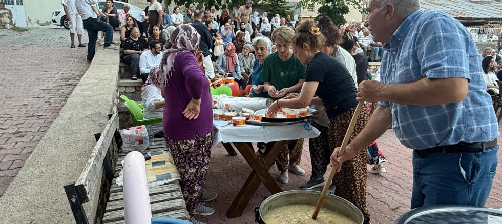 Ağın  Şenpınar'da  4. Aşure etkinliği düzenlendi