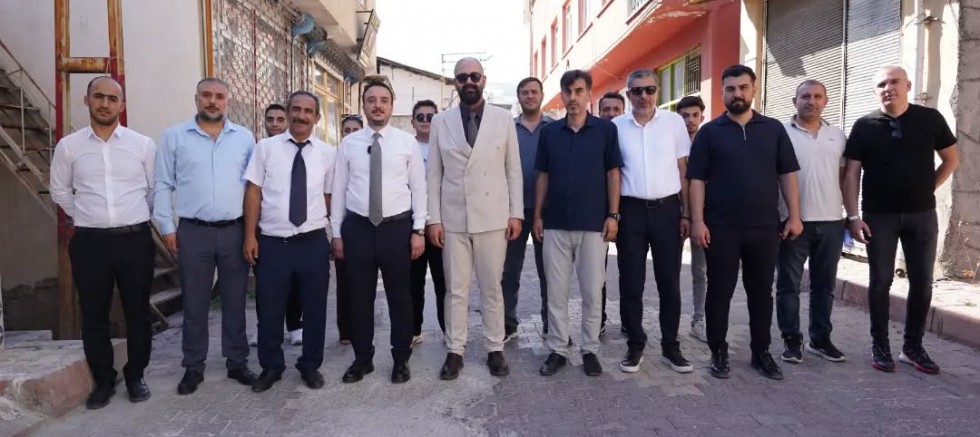 Anahtar Parti Elazığ Teşkilatı Keban'da Vatandaşla bir araya geldi