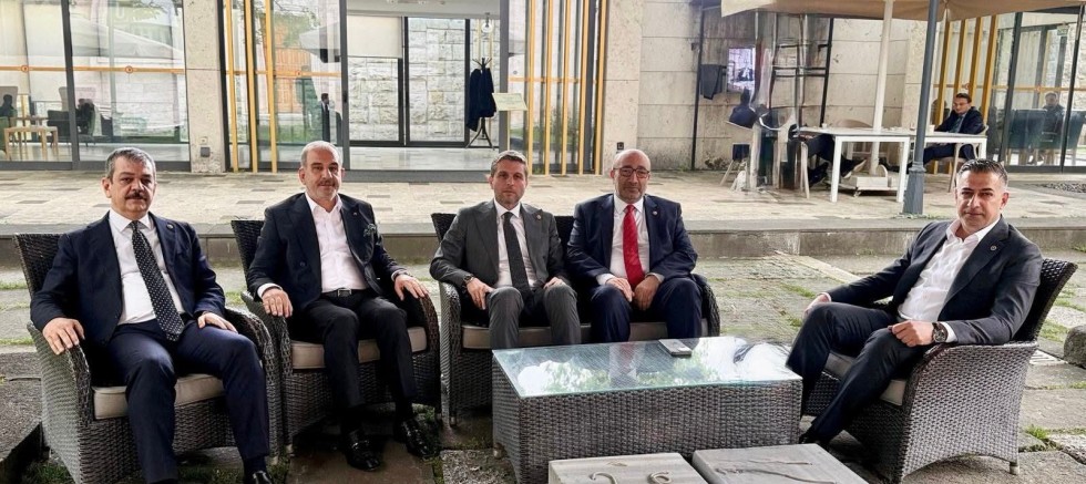 BAŞKAN ALAN ANKARA ÇIKARMASINDA AK PARTİ,MHP VE CHP MİLLETVEKİLLERİ İLE GÖRÜŞTÜ