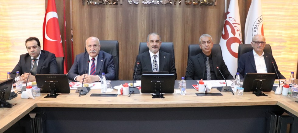 BAŞKAN ALAN: “BAYRAMLAR, KADİM MEDENİYET VE İNANÇ SİSTEMİMİZİN GETİRDİĞİ BİRLİK VE DAYANIŞMAYI YAŞATAN ÖZEL GÜNLERDİR” 