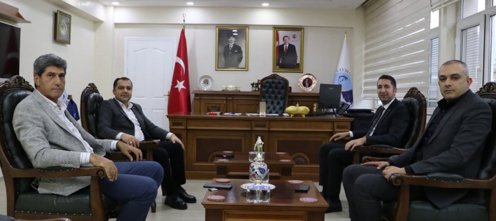 Elazığ Gençlik ve Spor İl Müdürü  Eren,Keban Kaymakamı Onur’u ziyaret etti