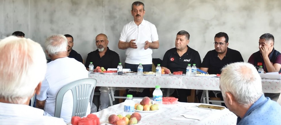 Elazığ Milletvekili Keleş Üçağaç Köyünde vatandaşlarla bir araya geldi