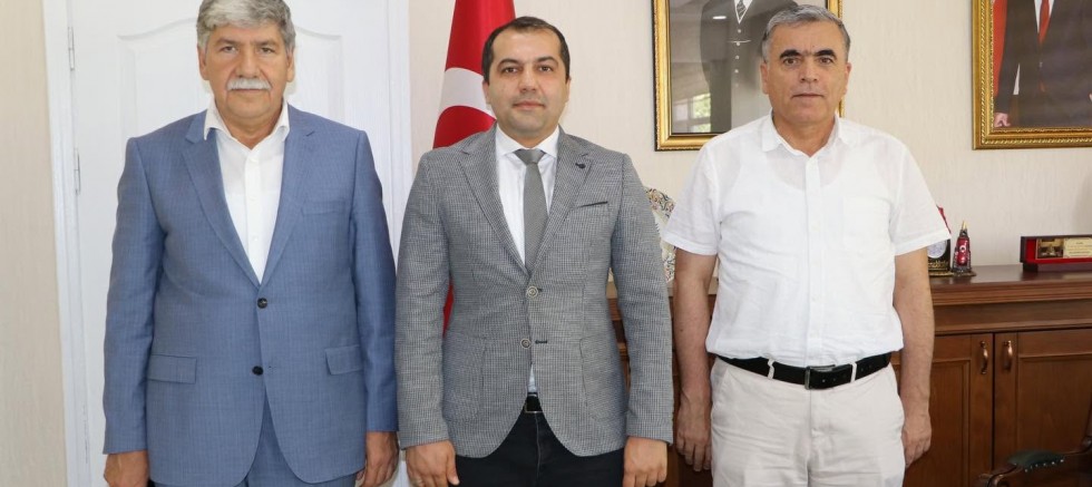 Elazığ TEİAŞ Bölge Müdürü Saraç ve Keban EÜAŞ Müdürü Kaya, Kaymakam Onur’u ziyaret etti