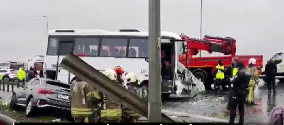 İstanbul'da Otoyolu'ndaki Kazada Kebanlı  Ağır Yaralı sayısı 2'ye çıktı