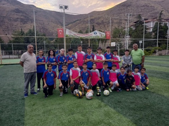 Keban'da Yıldızlar futbol etkinliği düzenlendi