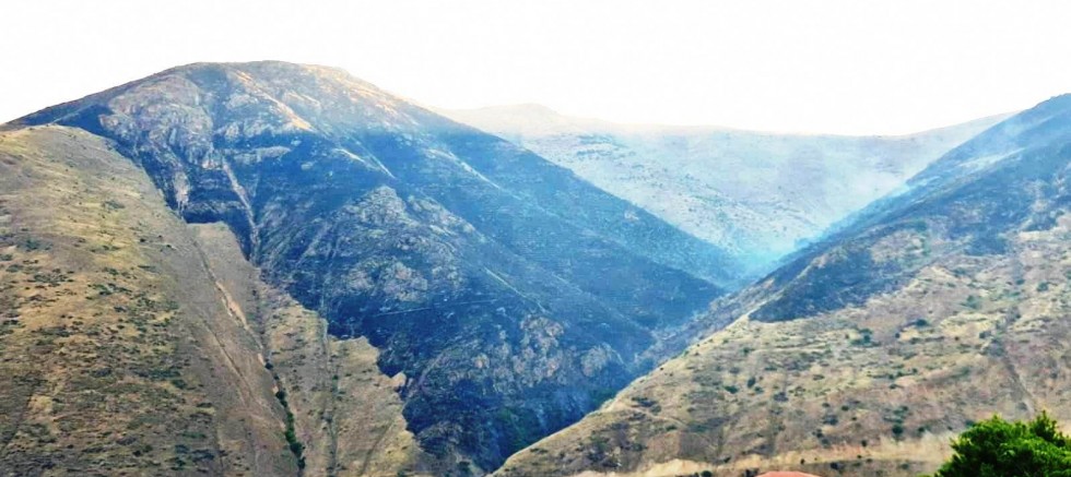 Keban Nimri Dağındaki Yangın 15 saatlik mücadele sonunda kontrol altına alındı
