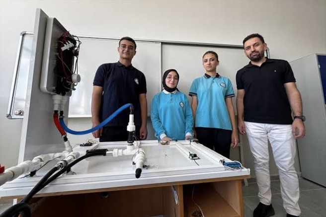 Kebanlı 3 lise öğrenci'si Türkiye'yi temsilen Abu Dabi'de yarışacak