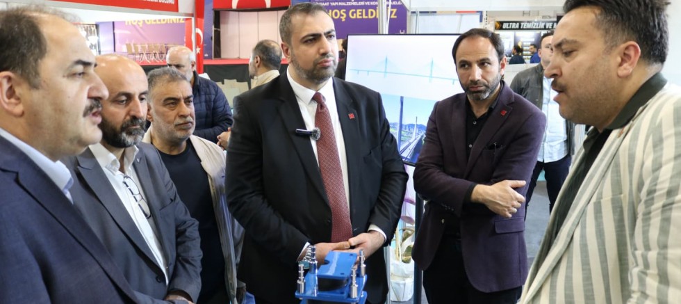 SAADET PARTİSİ ELAZIĞ TEŞKİLATI İNŞAAT FUARINDA SEKTÖR TEMSİLCİLERİYLE BULUŞTU