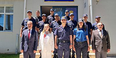 Ağın Kaymakam Yılmaz, görevli personelin bayramını kutladı