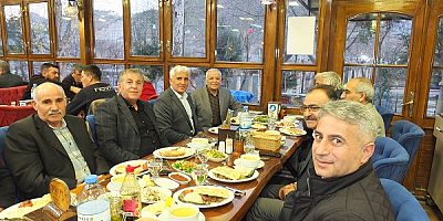 Ak Parti İl Genel Meclis Üyesi Nadir Can Keban Teşkilatına iftar yemeği verdi