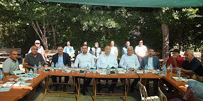 Ak Parti Milletvekili Ejder Açıkkapı, İl Başkanı  Selmanoğlu Keban Denizli Köyünde Toplantı yaptı