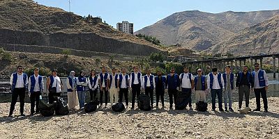 Elazığ Gençlik Meclisi Keban İlçesini ziyaret etti