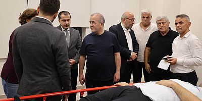 Elazığ Milletvekilleri,Açıkkapı,Keleş, Işıkver,Vali Hatipoğlu,Keban Kaymakamı Onur,Başkan Doğan Kazada yaralananları ziyaret ettiler