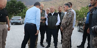 Elazığ Valisi Hatipoğlu Keban Nimri Yangın bölgesini inceledi
