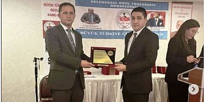 KAMU-DER Keban Belediye Başkanı Yücel Doğan'ı  yılın en başarılı İlçe Belediye Başkanı seçti