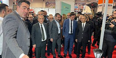 Keban Belediye Başkanı  Doğan , Baskil Belediye Başkanı Turus İnşaat ve Yapı Fuarına katıldı
