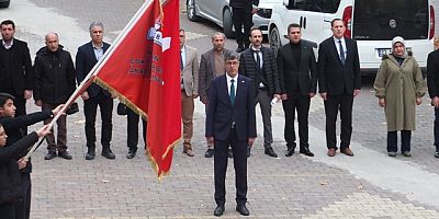 Keban’da 24 Kasım Öğretmenler Günü  çelenk programı düzenlendi