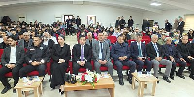 Keban’da 24 Kasım öğretmenler günü ilgili kutlama programı düzenlendi.