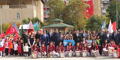 Keban’da 29 Ekim Cumhuriyet bayramı ve 102.yılı kutlandı