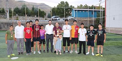 Keban'da Camiler Arası Futbol Turnuvasında Şampiyon Fırat Camii
