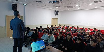 Keban’da Öğrencilere “Cami ve Ramazan” Konulu Konferans