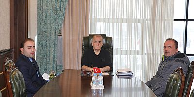 Keban Dürümlü Muhtarı Taşer Elazığ Valisi Hatipoğlu'nu ziyaret etti