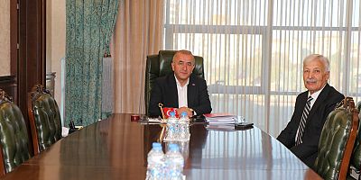 Keban Eski Belediye Başkanı Çelik Elazığ Valisi Hatipoğlu'nu ziyaret etti