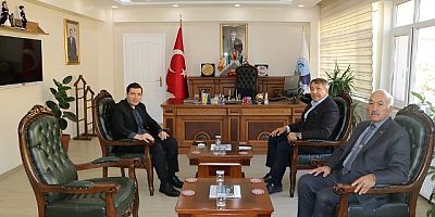 Keban Kaymakamı Atalık'ı  Cem Vakfı yöneticileri ziyaret etti