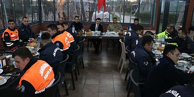 Keban  Kaymakamı Atalık Jandarma İle İftar etti