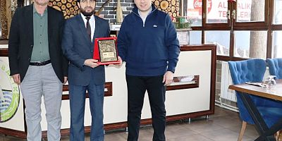 Keban Kaymakamı Atalık Veda yemeği düzenledi