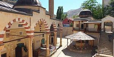 Keban Müftülüğü Keban'a göre imsakiye yayınladı