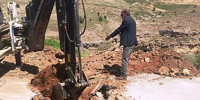 Keban Üçpınar Köy yolu güvenli hale getirildi
