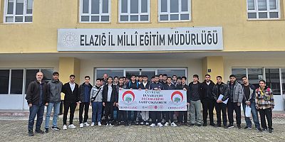 Kebanlı 2 öğrenci Mersin'de Gençlik Kampı'na katıldı