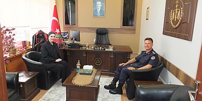 Malatya İl Jandarma Komutanı, Jandarma Albay Tolunay Başer Keban Cumhuriyet Savcısı Gülnur Cansın'ı ziyaret etti