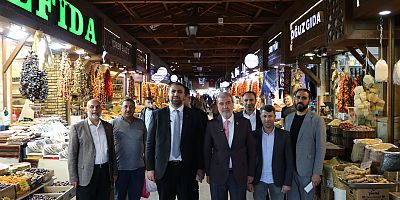 SAADET PARTİSİ KURBAN BAYRAMI ÖNCESİ KAPALI ÇARŞI ESNAFINA ZİYARET GERÇEKLEŞTİRDİ