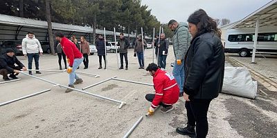 Türk Kızılay Elazığ Bölge Afet Yönetimi Müdürlüğü elazığ'da afet eğitimi düzenliyor